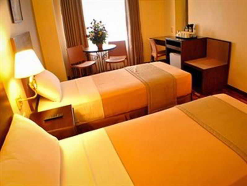 Fersal Hotel Kalayaan, Quezon City Esterno foto