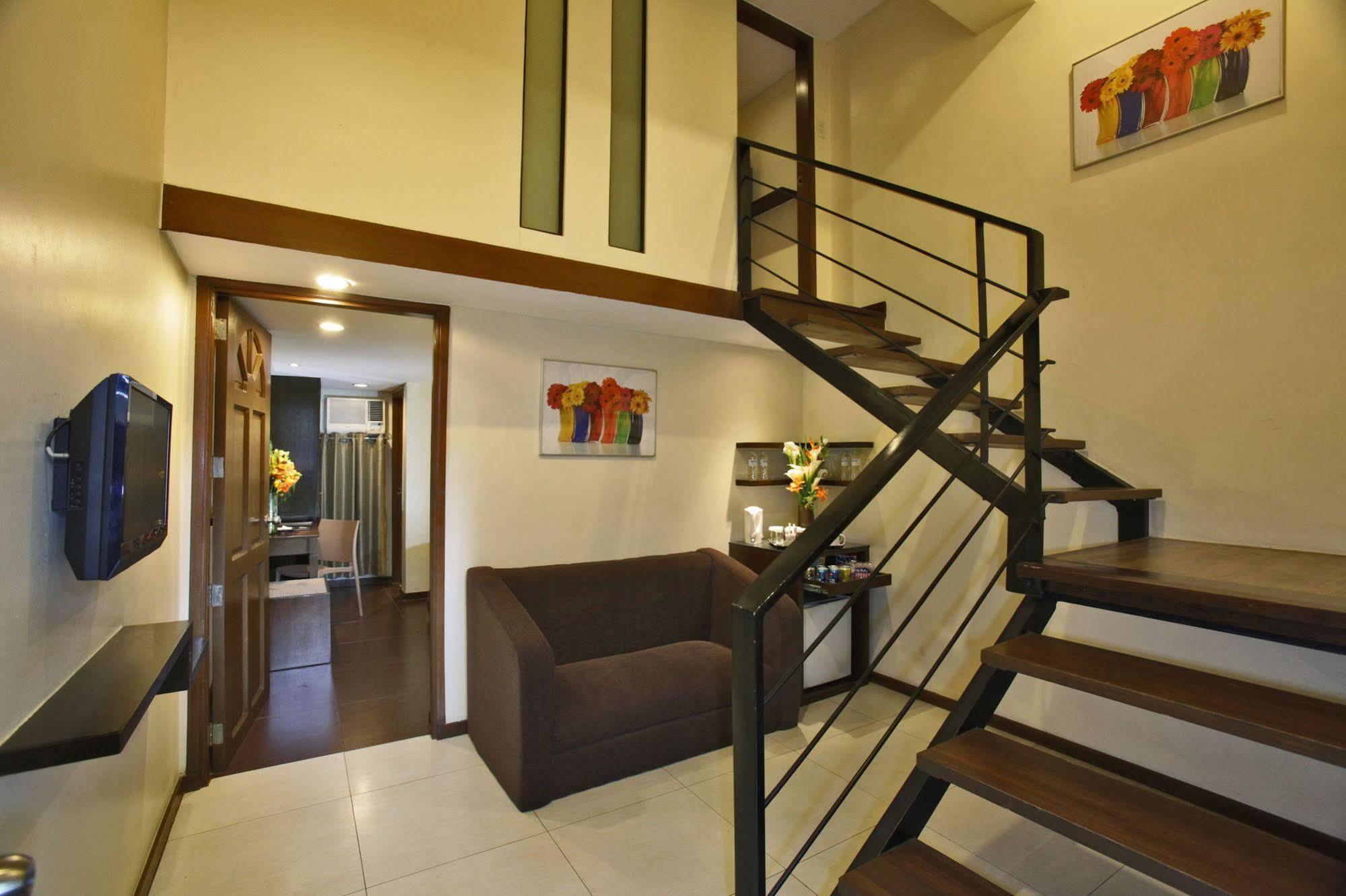 Fersal Hotel Kalayaan, Quezon City Esterno foto