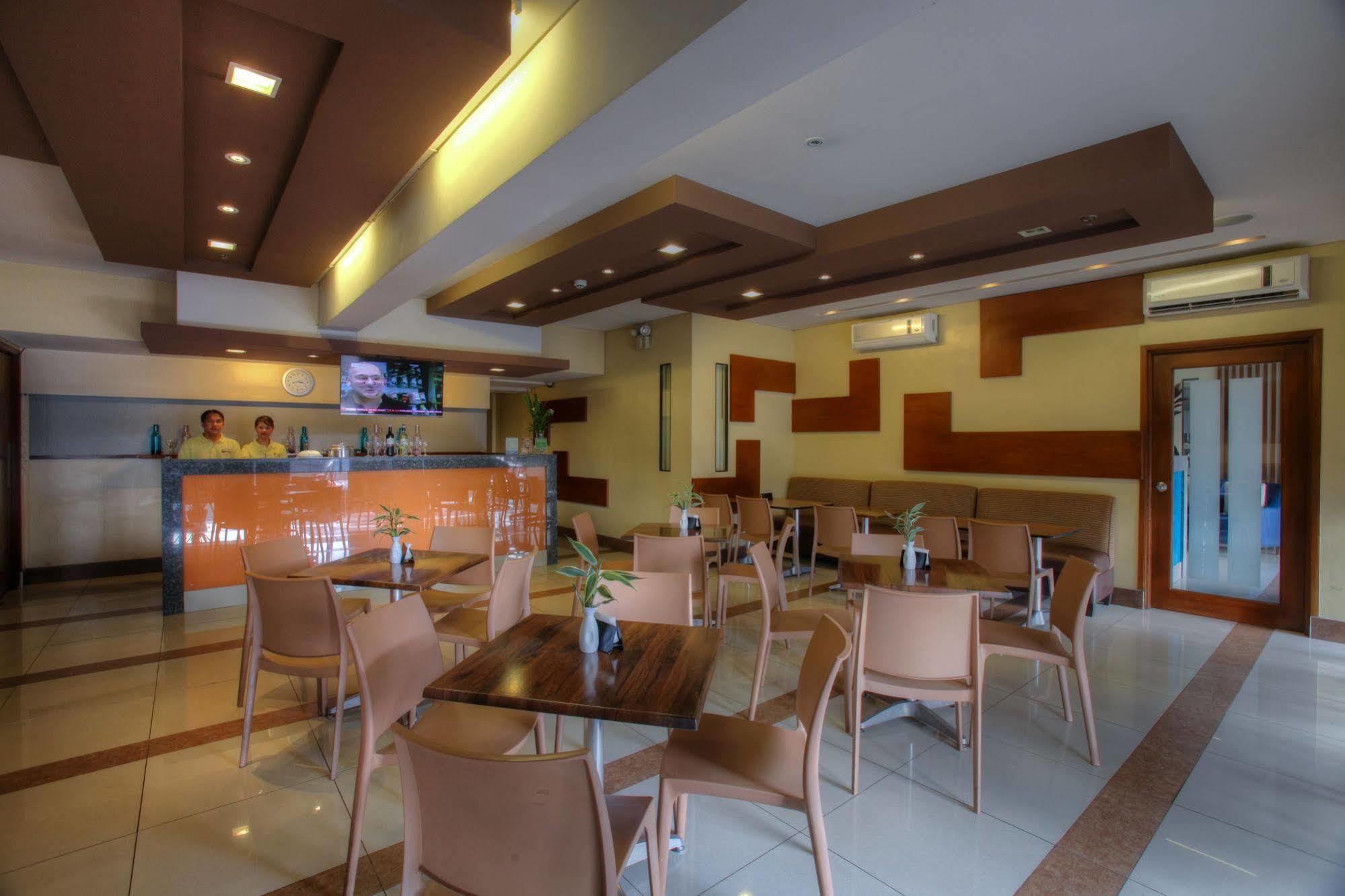 Fersal Hotel Kalayaan, Quezon City Esterno foto
